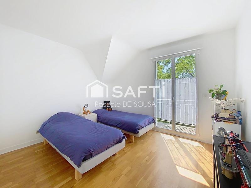 Maison - 337 m² - 8 pièces