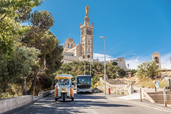 Balade tuk tuk autour de Notre Dame