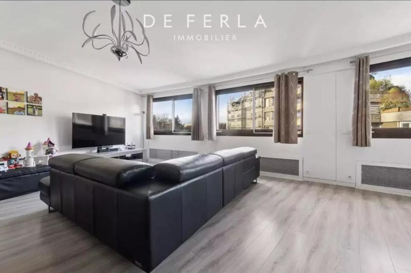 Appartement - 93 m² - 3 pièces