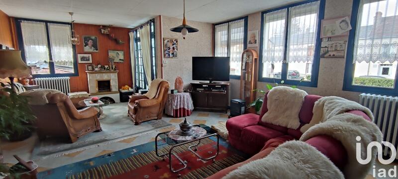 Maison - 282 m² - 9 pièces