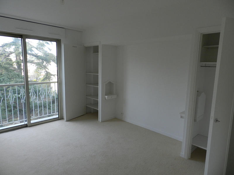 Appartement - 81 m² - 3 pièces