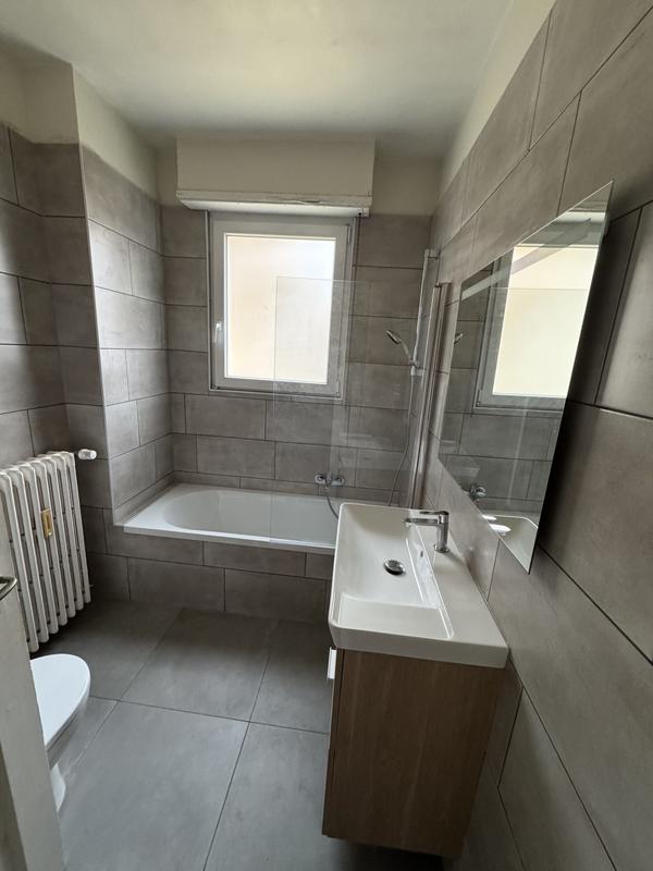 Appartement - 75 m² - 3 pièces