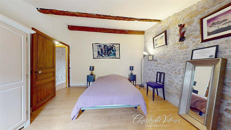 Maison - 167 m² - 6 pièces