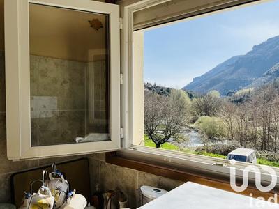 Appartement - 77 m² - 3 pièces