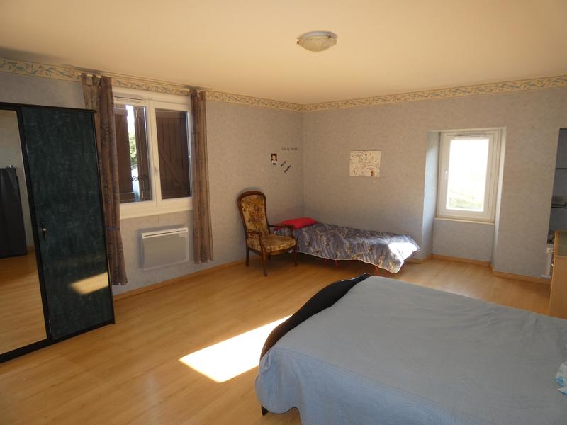 Corps de ferme - 160 m² - 4 pièces