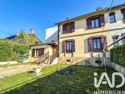 Maison - 61 m² - 3 pièces