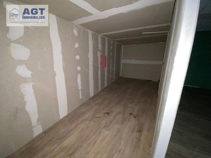 Local commercial - 97 m² - 2 pièces