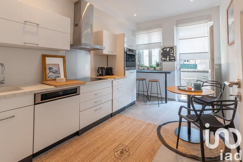 Appartement - 94 m² - 4 pièces