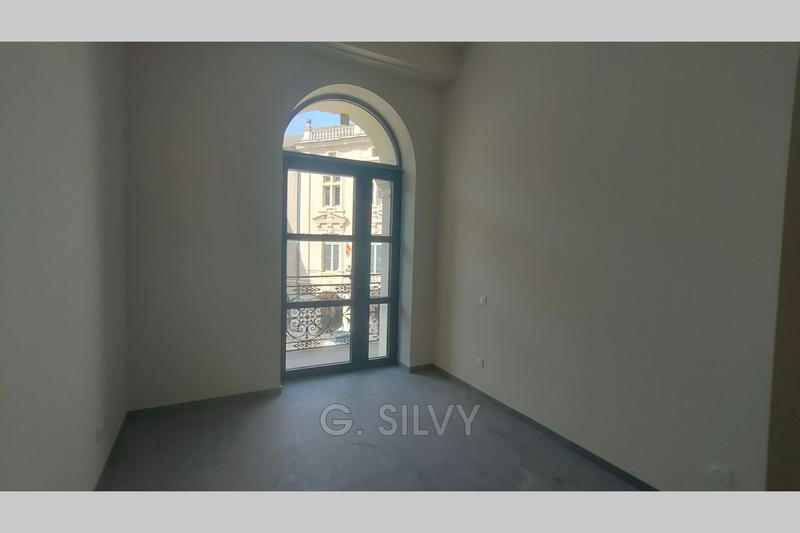 Appartement - 89 m² - 4 pièces