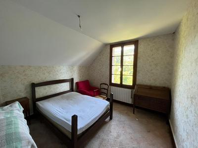 Maison - 322 m² - 14 pièces