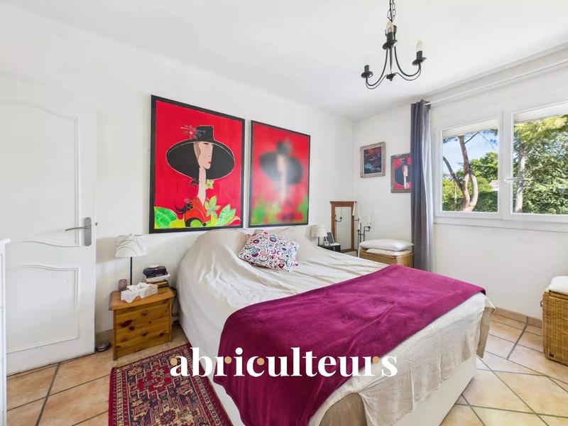 Maison - 192 m² - 7 pièces