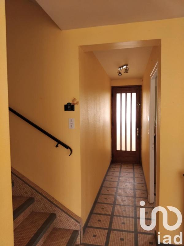 Maison - 240 m² - 1 pièce