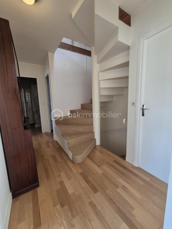 Maison - 150 m² - 8 pièces