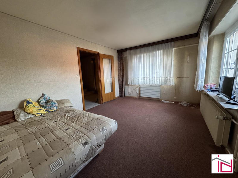 Maison - 188 m² - 6 pièces