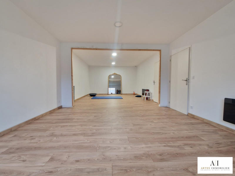 Local d'activités - 125 m² - 4 pièces