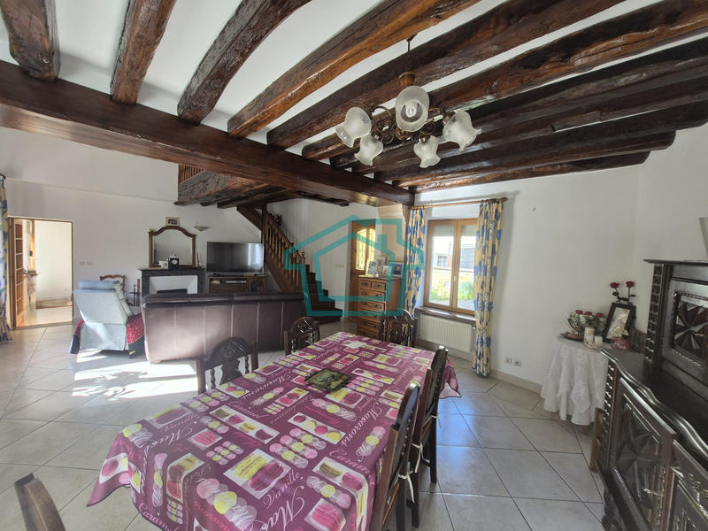 Maison - 160 m² - 7 pièces