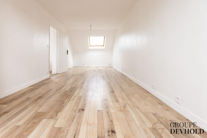 Maison - 182 m² - 8 pièces