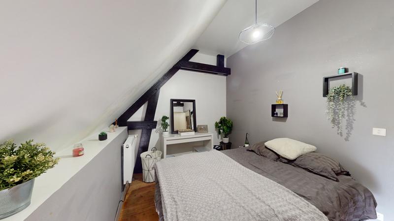 Maison - 350 m² - 17 pièces