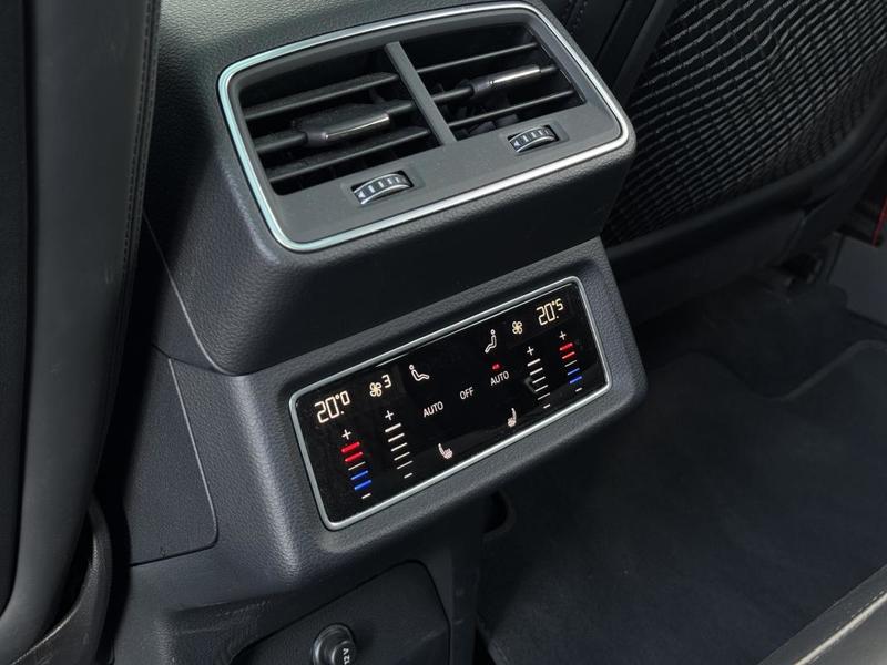 Audi Q8 e-tron s-Line 55 Quattro 408 Ch Tva Recupérable