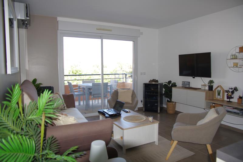 Appartement - 64 m² - 3 pièces