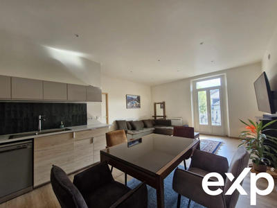 Appartement - 80 m² - 3 pièces