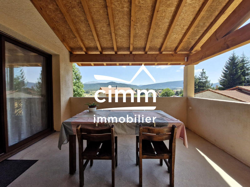 Maison - 111 m² - 5 pièces