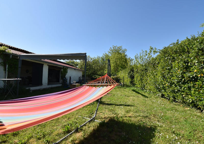 Propriété - 270 m² - 7 pièces