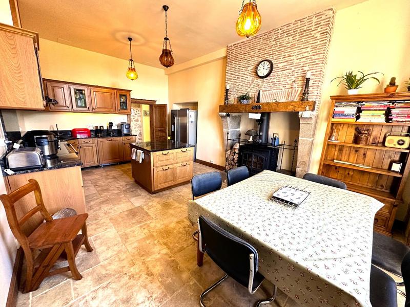 Manoir - 436 m² - 15 pièces