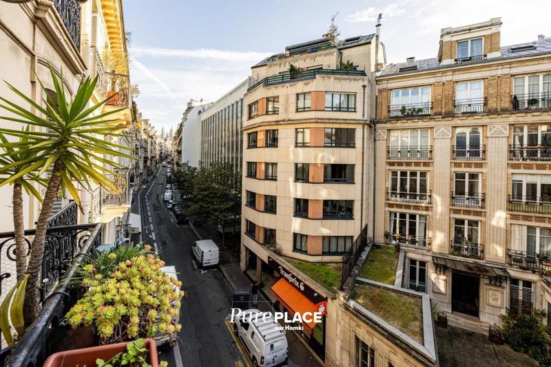 Appartement - 99 m² - 3 pièces