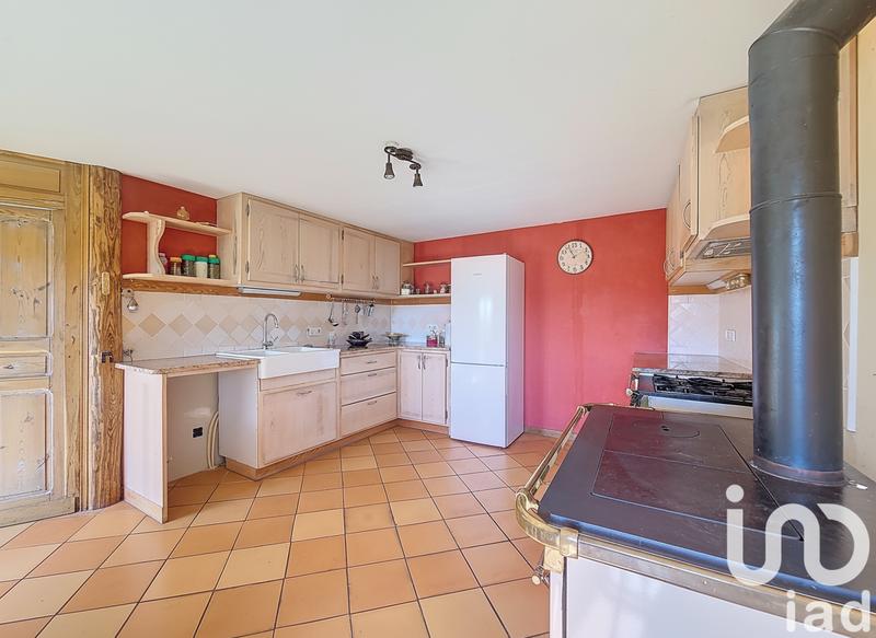 Maison - 188 m² - 8 pièces