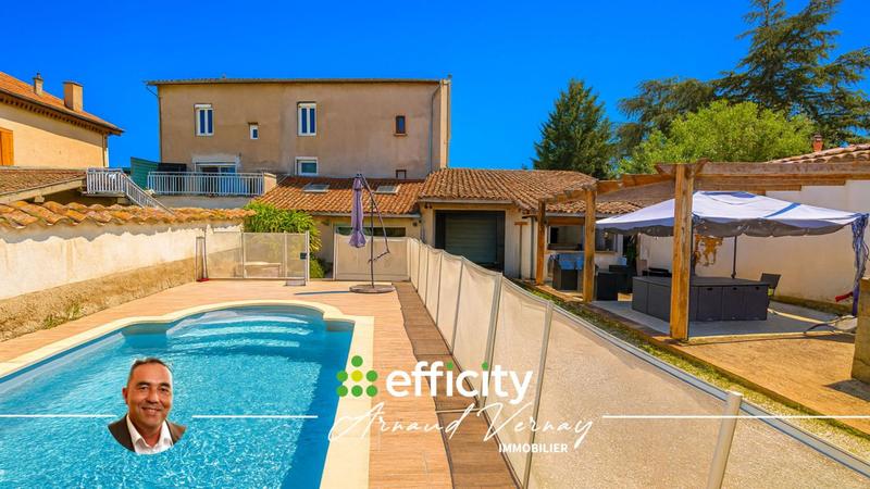 Maison - 186 m² - 9 pièces