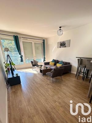 Appartement - 101 m² - 6 pièces