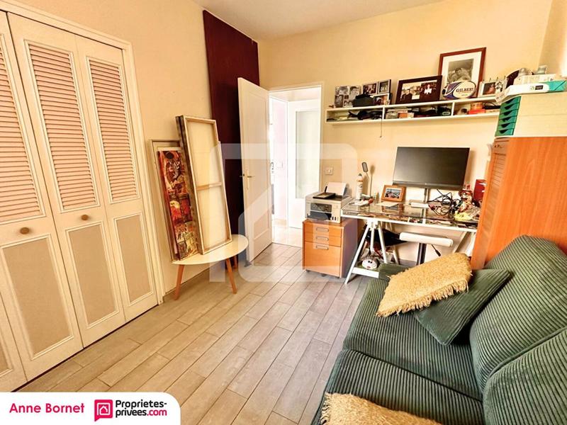 Appartement - 93 m² - 4 pièces