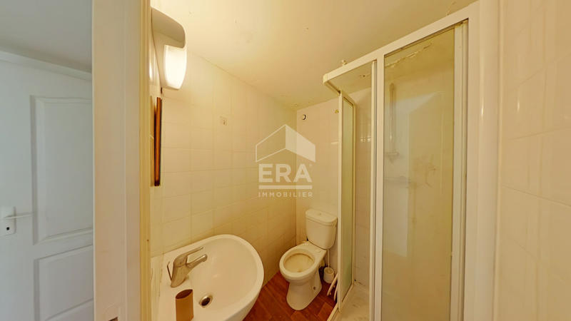 Local commercial - 65 m² - 4 pièces