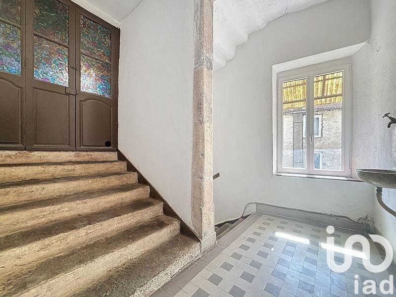 Maison de village - 457 m² - 10 pièces