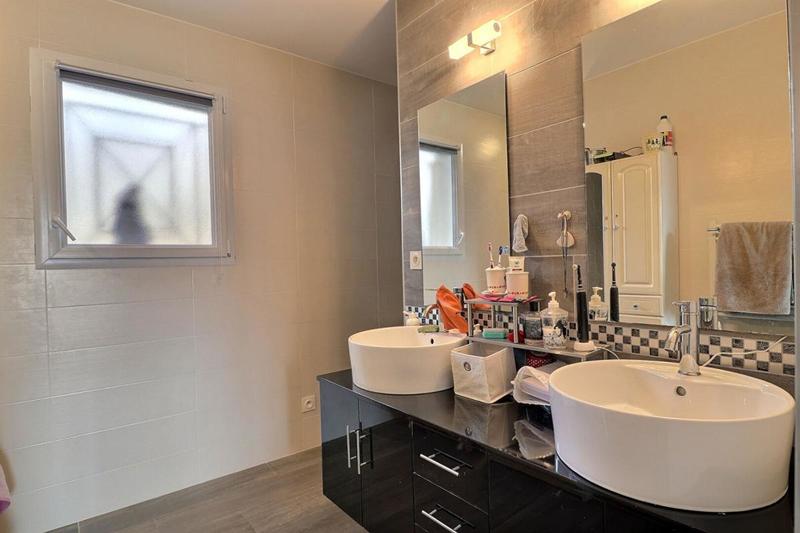 Maison - 176 m² - 4 pièces