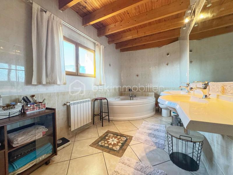 Villa - 151 m² - 5 pièces