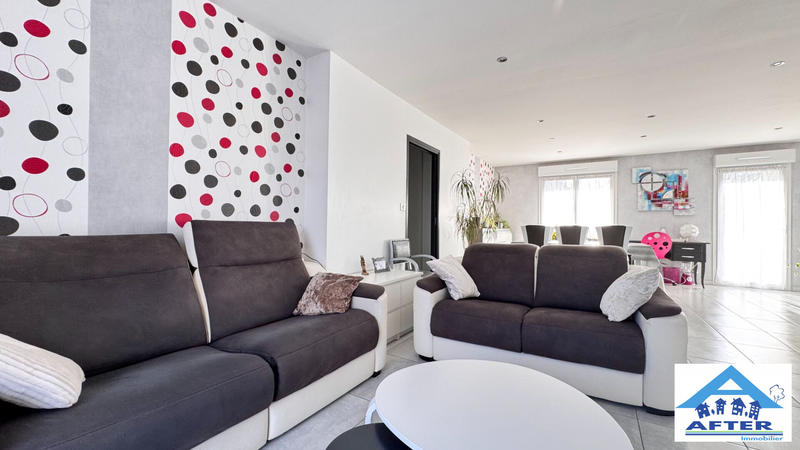 Maison - 143 m² - 6 pièces