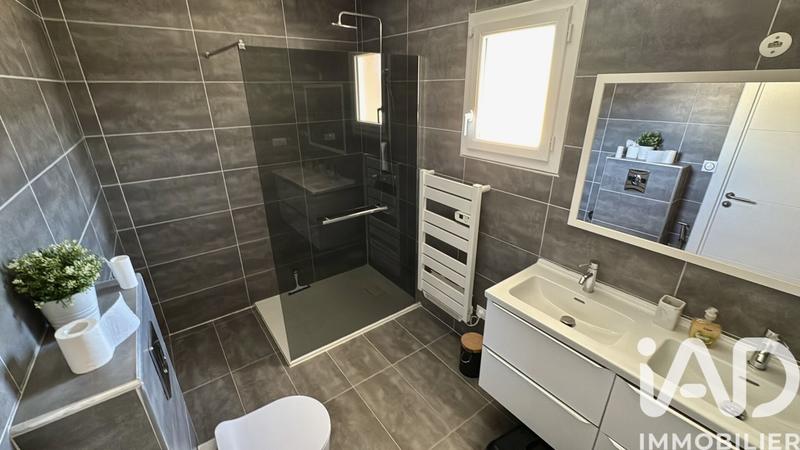 Maison - 137 m² - 6 pièces