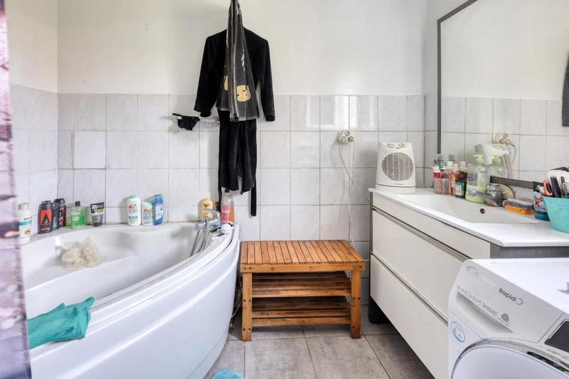 Maison - 94 m² - 4 pièces