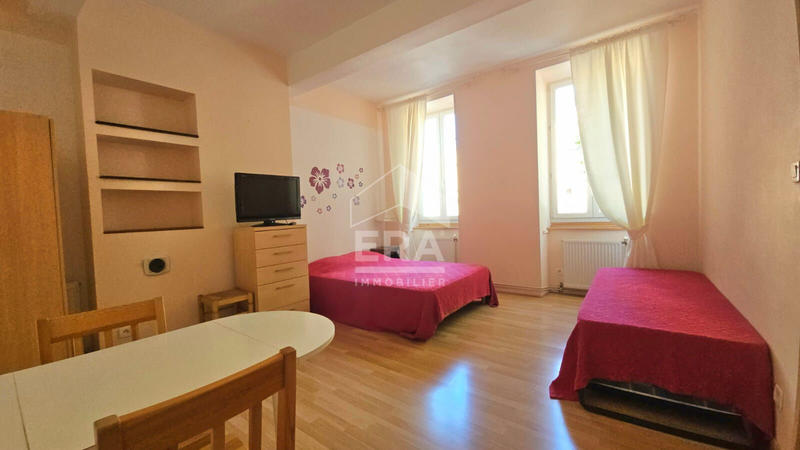 Maison - 430 m² - 15 pièces