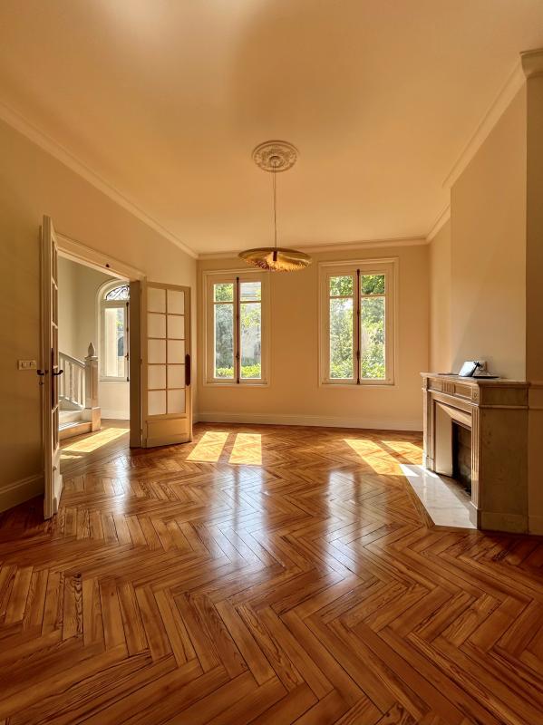 Maison bourgeoise - 388 m² - 10 pièces