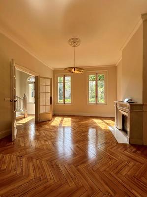 Maison bourgeoise - 388 m² - 10 pièces