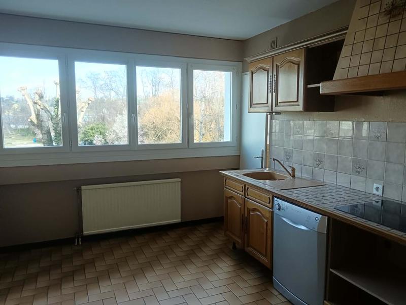 Appartement - 85 m² - 4 pièces