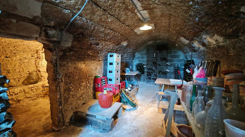 Maison - 221 m² - 11 pièces