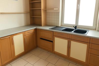 Maison traditionnelle - 87 m² - 4 pièces