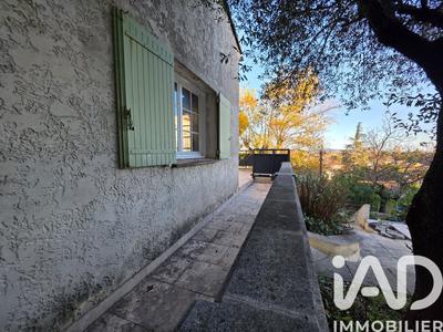 Maison - 138 m² - 5 pièces