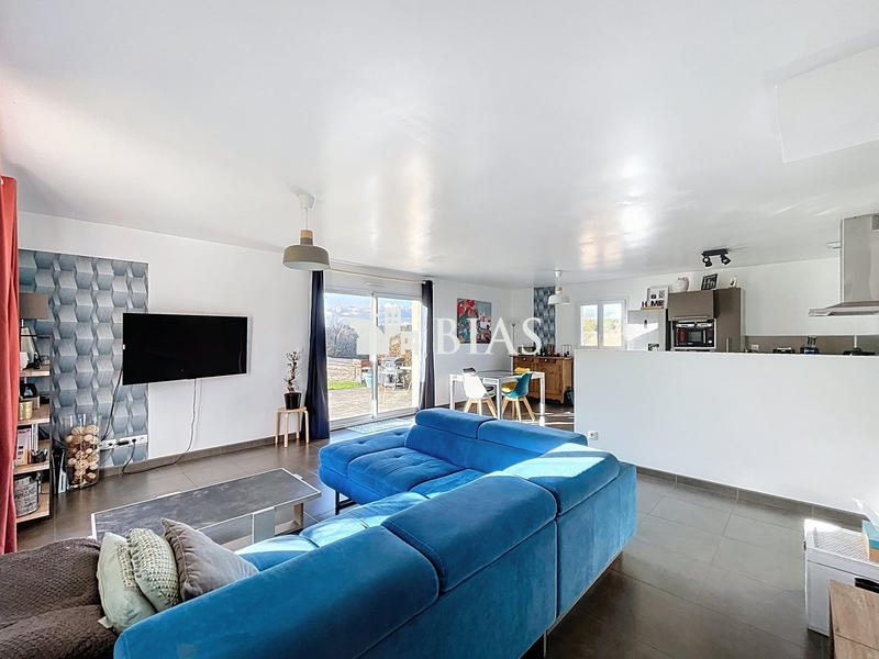 Maison - 90 m² - 4 pièces