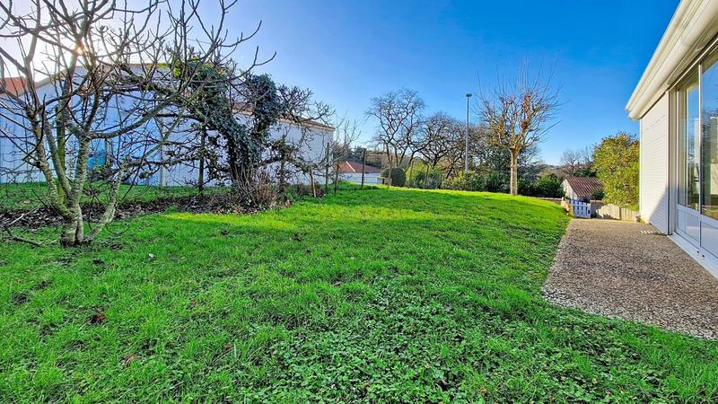 Maison - 99 m² - 5 pièces