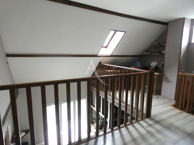 Maison - 109 m² - 6 pièces